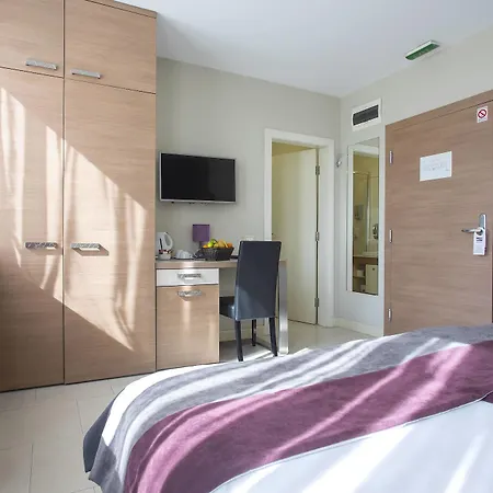 Srbija Garden-free Parking Hotel