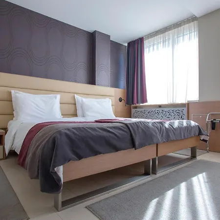 Srbija Garden-free Parking-upon Availability 4* Belgrád