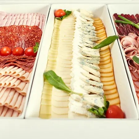 Srbija Garden-free Parking-upon Availability 4* Belgrád