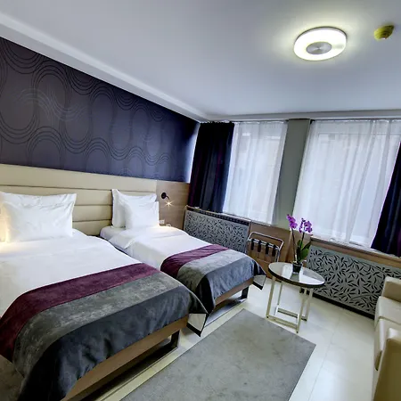 Srbija Garden-free Parking Hotel 4*
