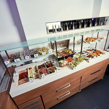 Srbija Garden-free Parking-upon Availability Szálloda Belgrád