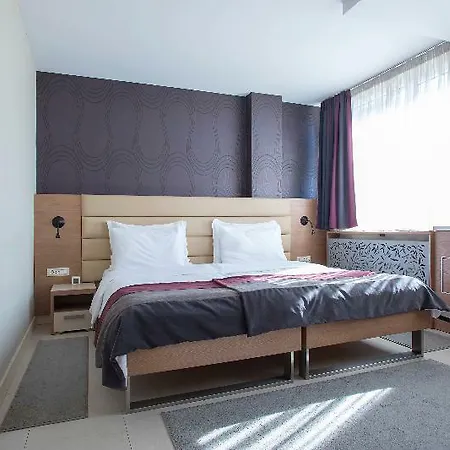 Hotel Srbija Garden-free Parking-upon Availability