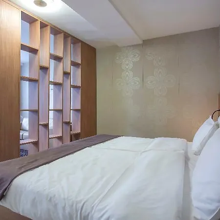 Srbija Garden-free Parking-upon Availability Belgrad